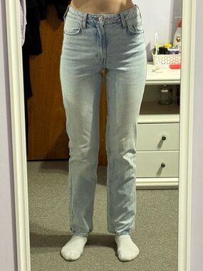 H&M High-Rise Vintage Straight Leg Light Wash Jeans
